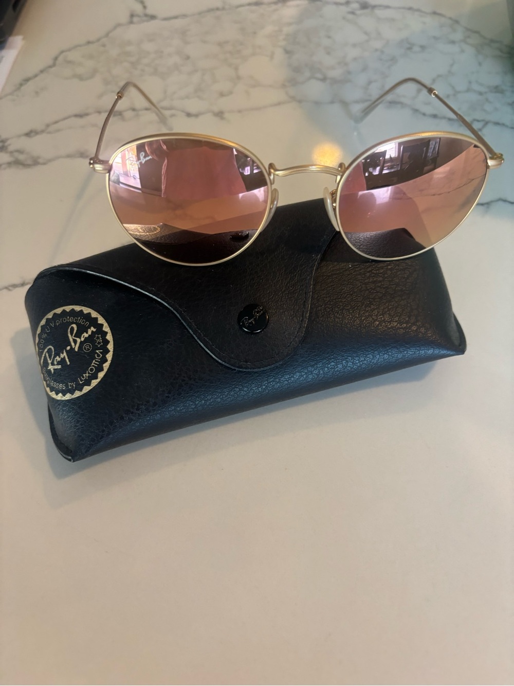 Ray-Ban Round Flash Pink Mirror Sunglasses in great condition. - Picture 8 of 8